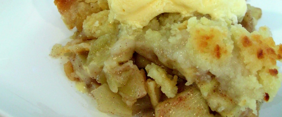 Delicious Apple Crumb Pie