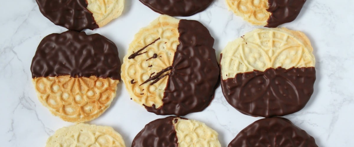 Chocolate Dipped Pizzelles Feature