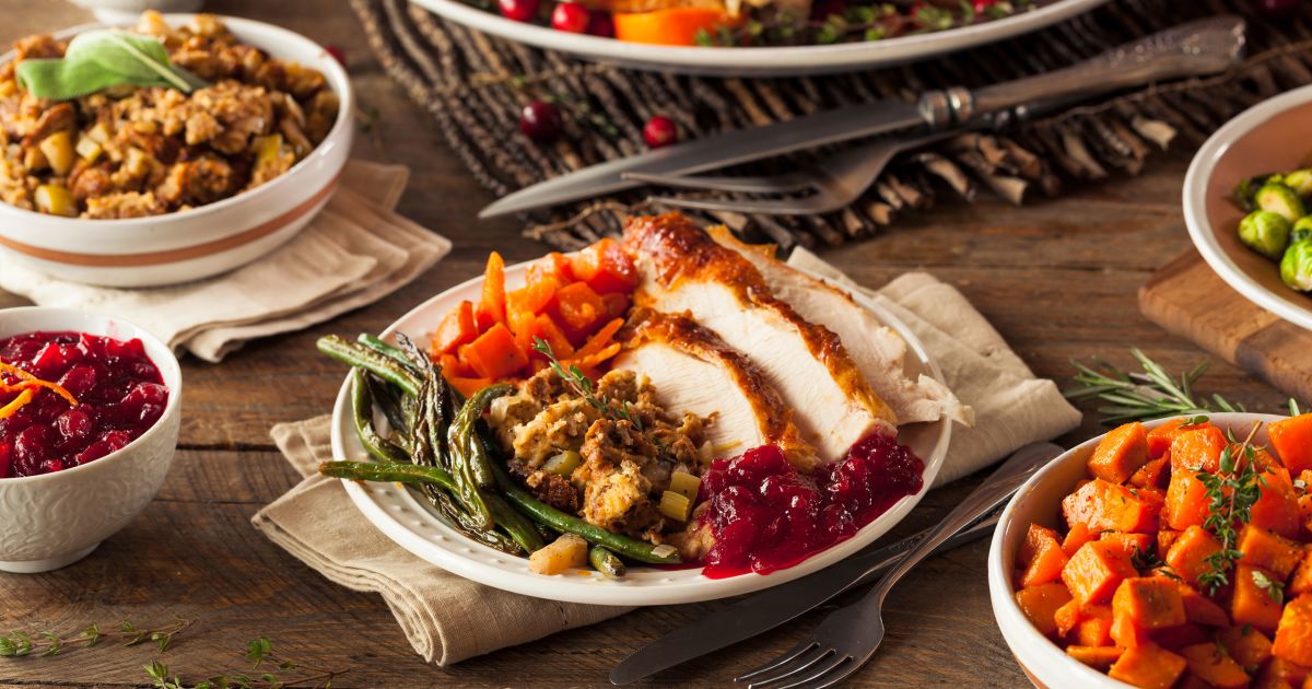 Making Thanksgiving More Manageable: 5 Expert Tips For Maximized Efficiency